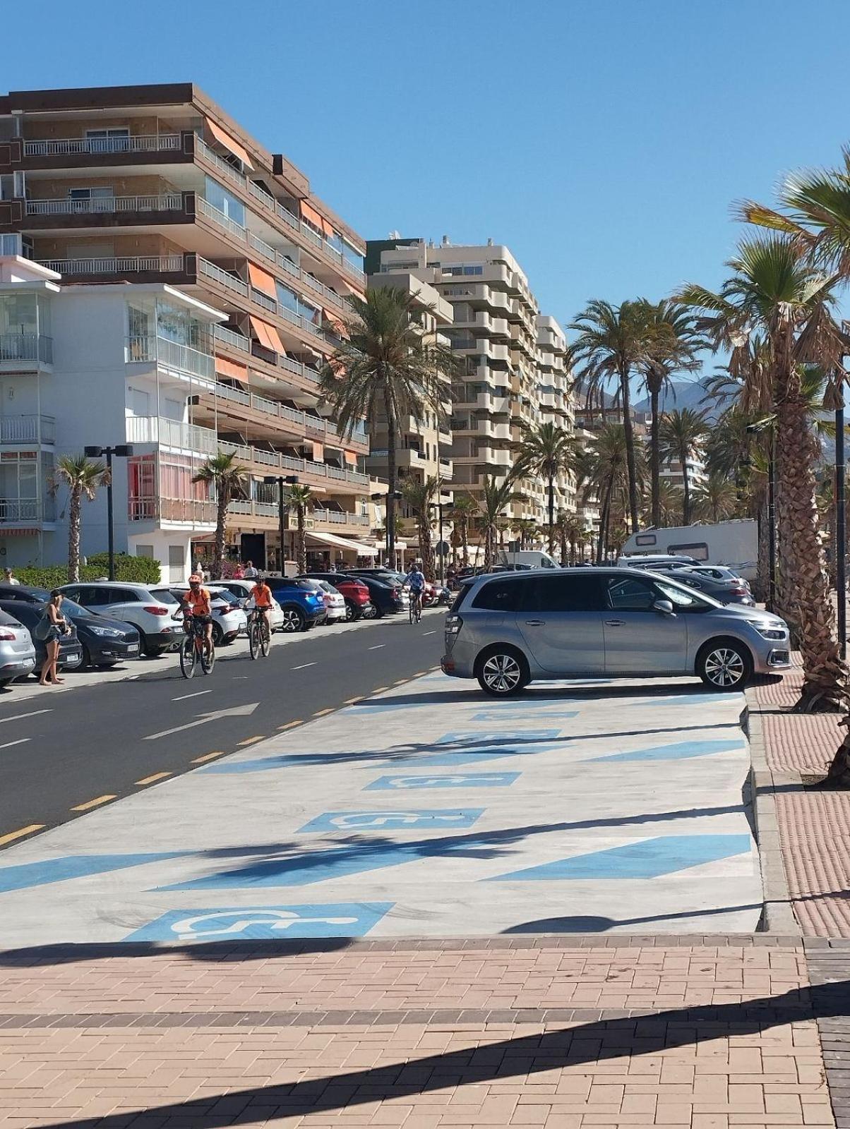 Lindo Junto Al Mar Ronda Iv, Rocio Leilighet